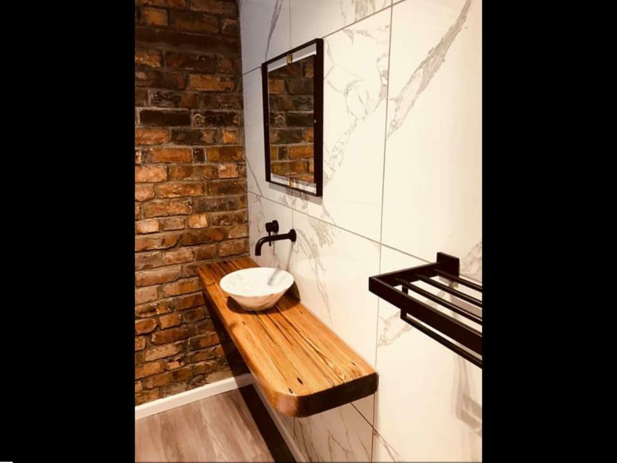 Waterfront Apartment Скарборо Экстерьер фото